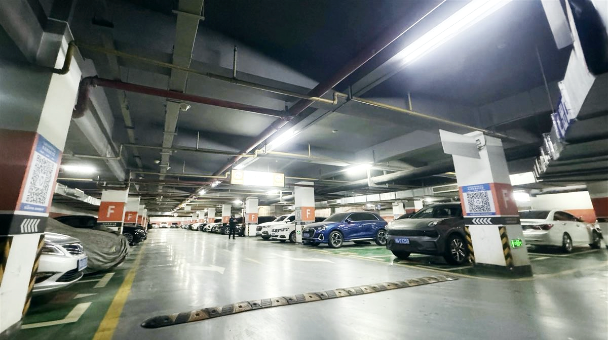 银座停车场.png 银座停车场.png