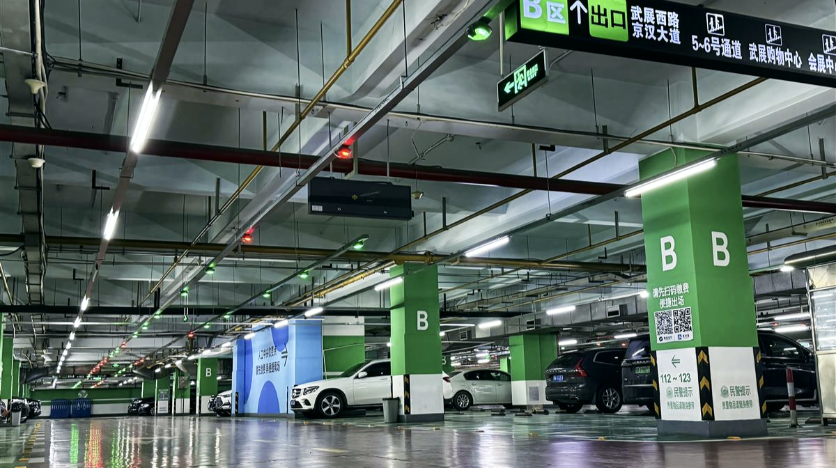 会展停车场.png 会展停车场.png