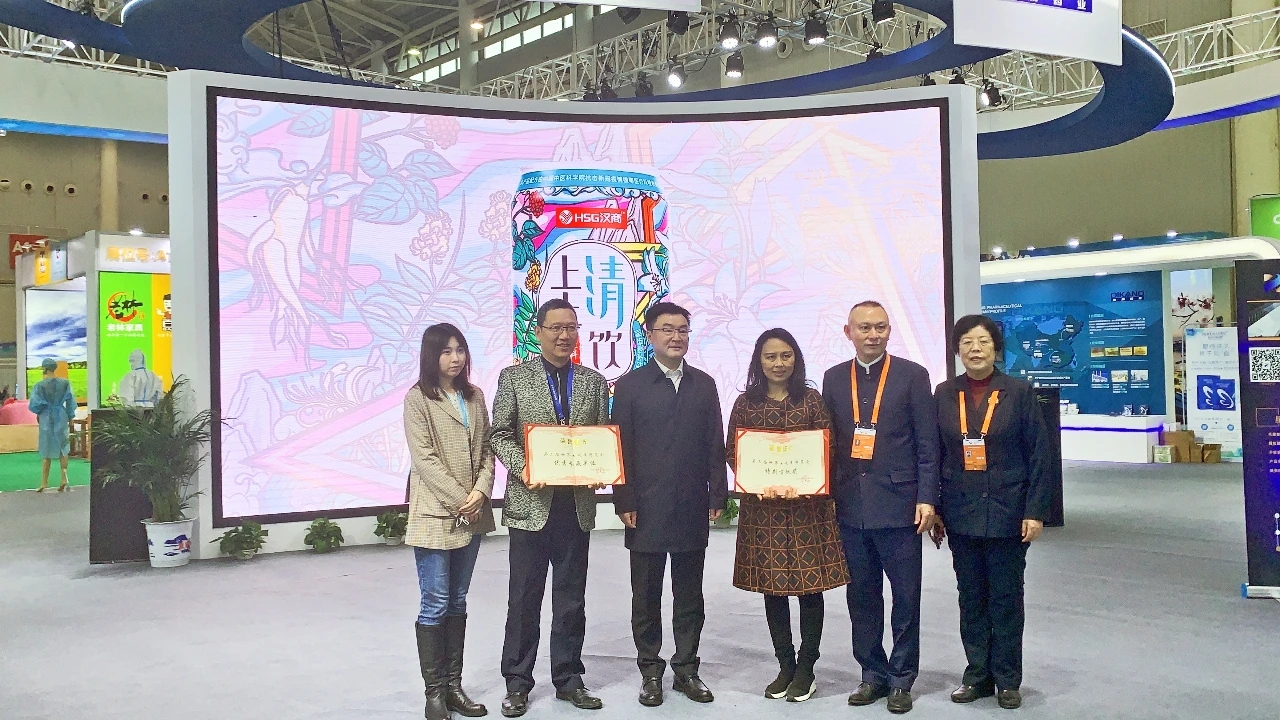 1622602650500309.jpg 543703938827654869.jpg