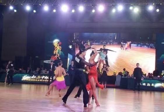 1629104853428647.jpg 舞蹈1.jpg